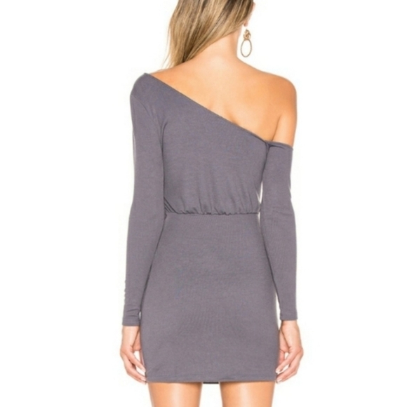 Privacy‎ Please Jacqie One Shoulder Gray Mni Dress - Picture 3 of 9